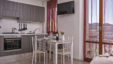 bilocale-vista-piazza-living4